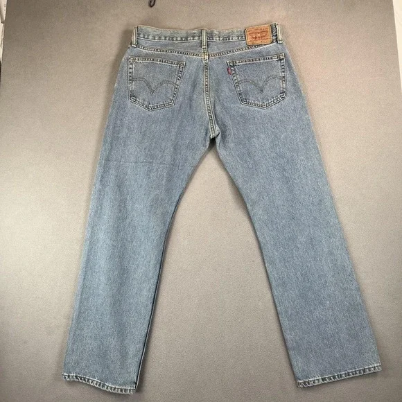 VTG Levis 505 Jeans Mens 36x30 Straight Fit Classic Denim Medium Wash - Picture 3 of 11